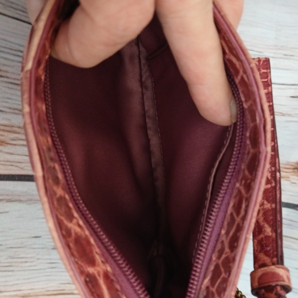 Coach Madison Raspberry Pink Leather, Croccodile Embossed Wristlet. - Picture 2 of 8